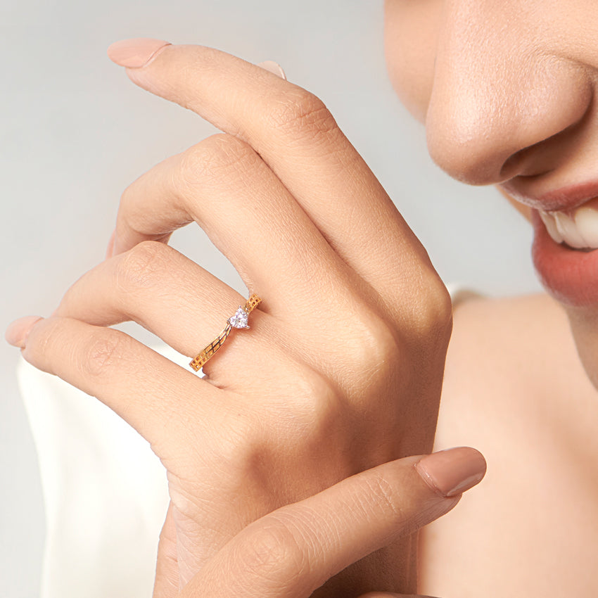 Love Mesh Diamond Ring