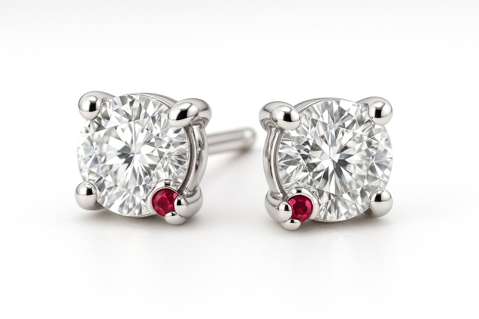 Diamond Stud Earrings 10
Small
Ruby