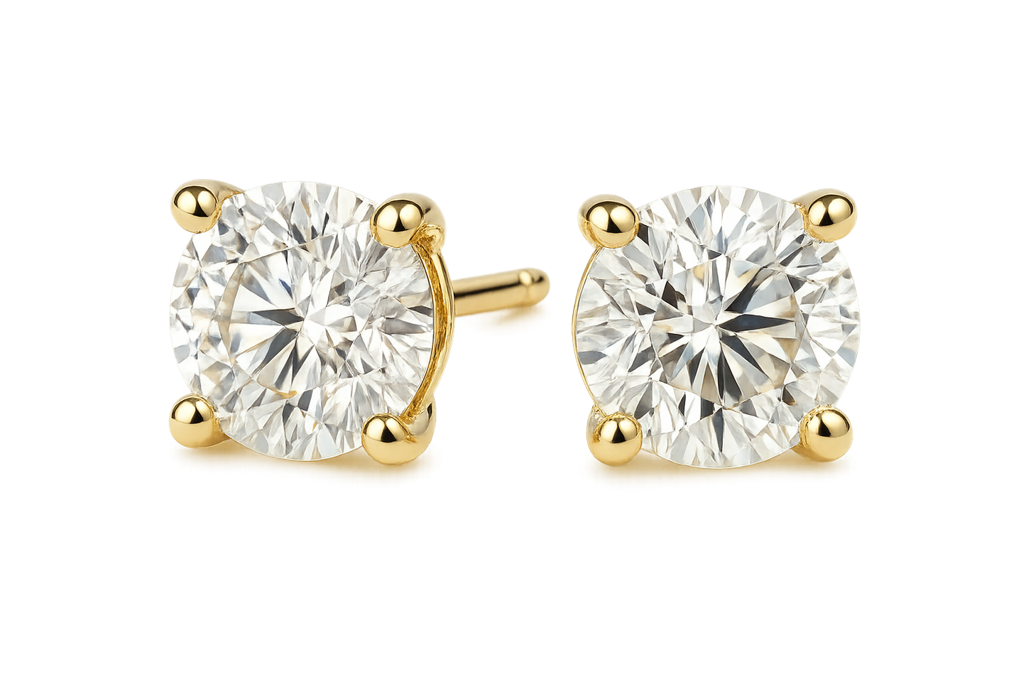 Diamond Stud Earrings 18 with none give the image png format no background 
