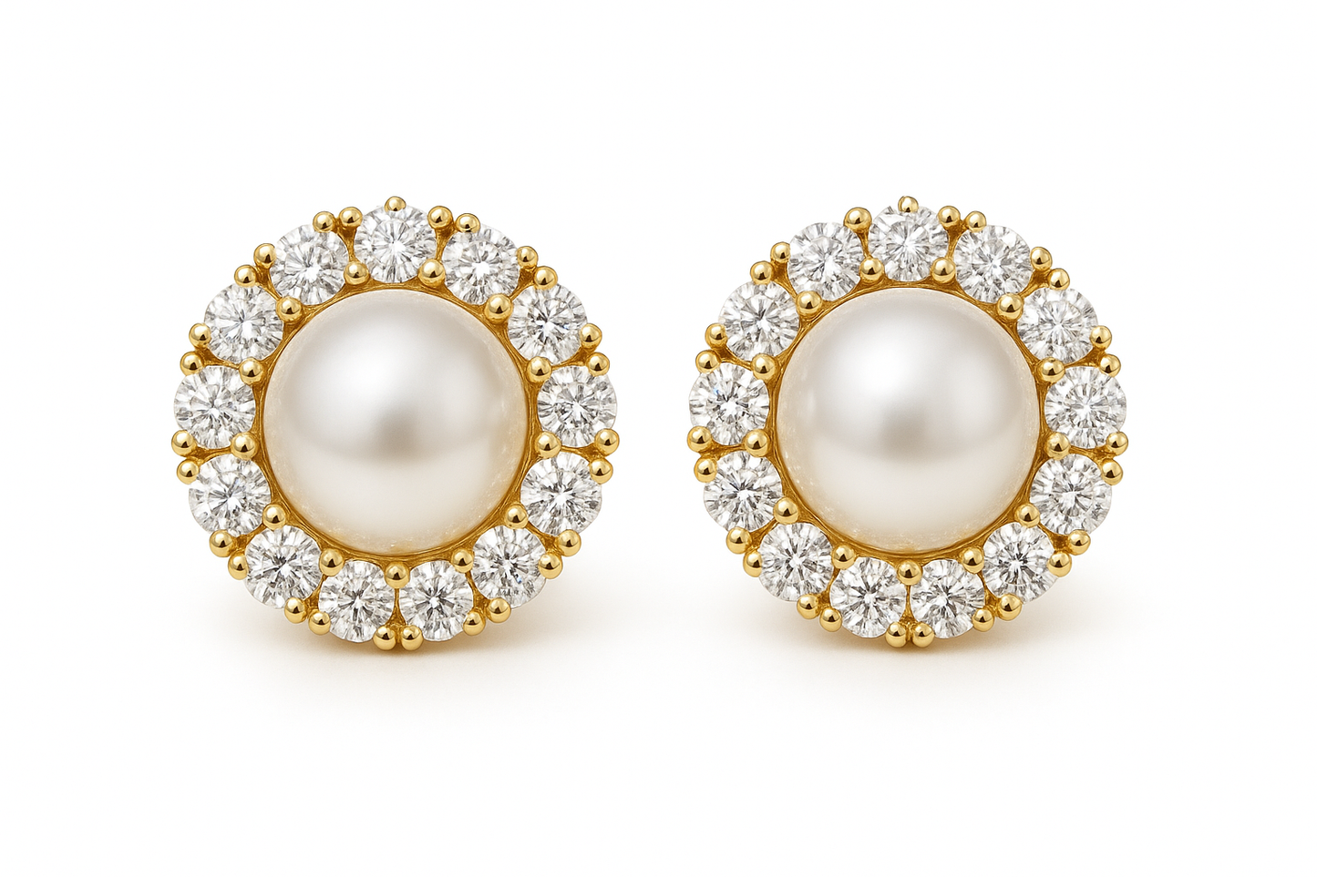 Diamond Stud Earrings 18 with pearl give the image png format no background 