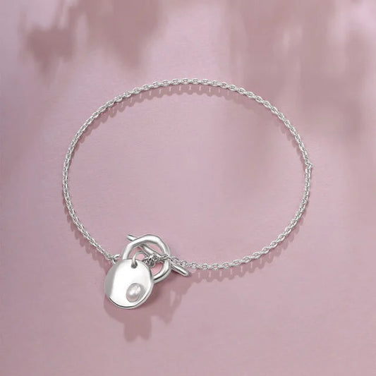 Minimal Chic Silver Bracelet