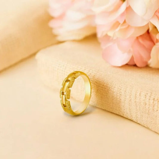 Gold Chain Link Ring